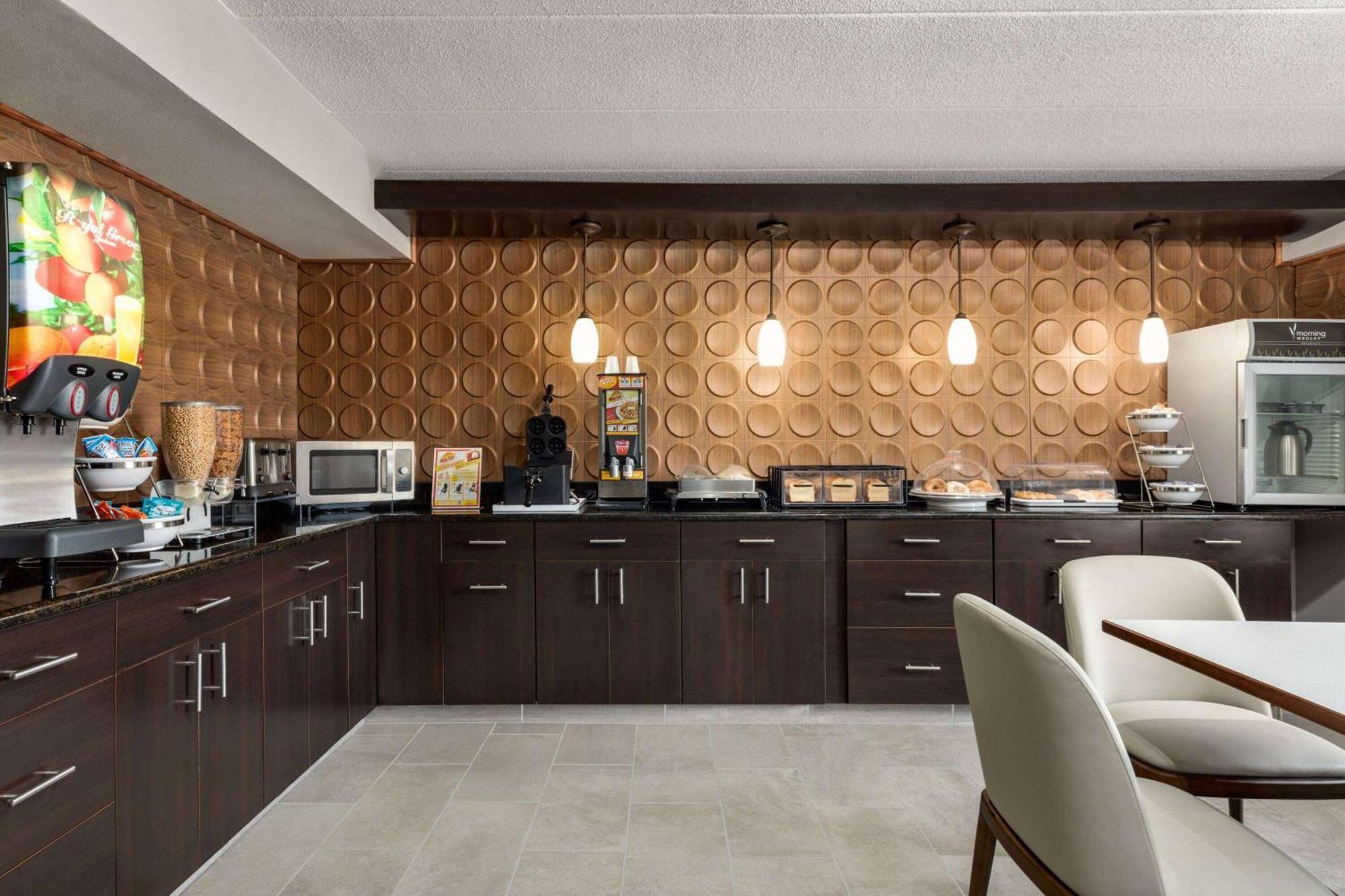 Wingate By Wyndham Salisbury Hotel Luaran gambar