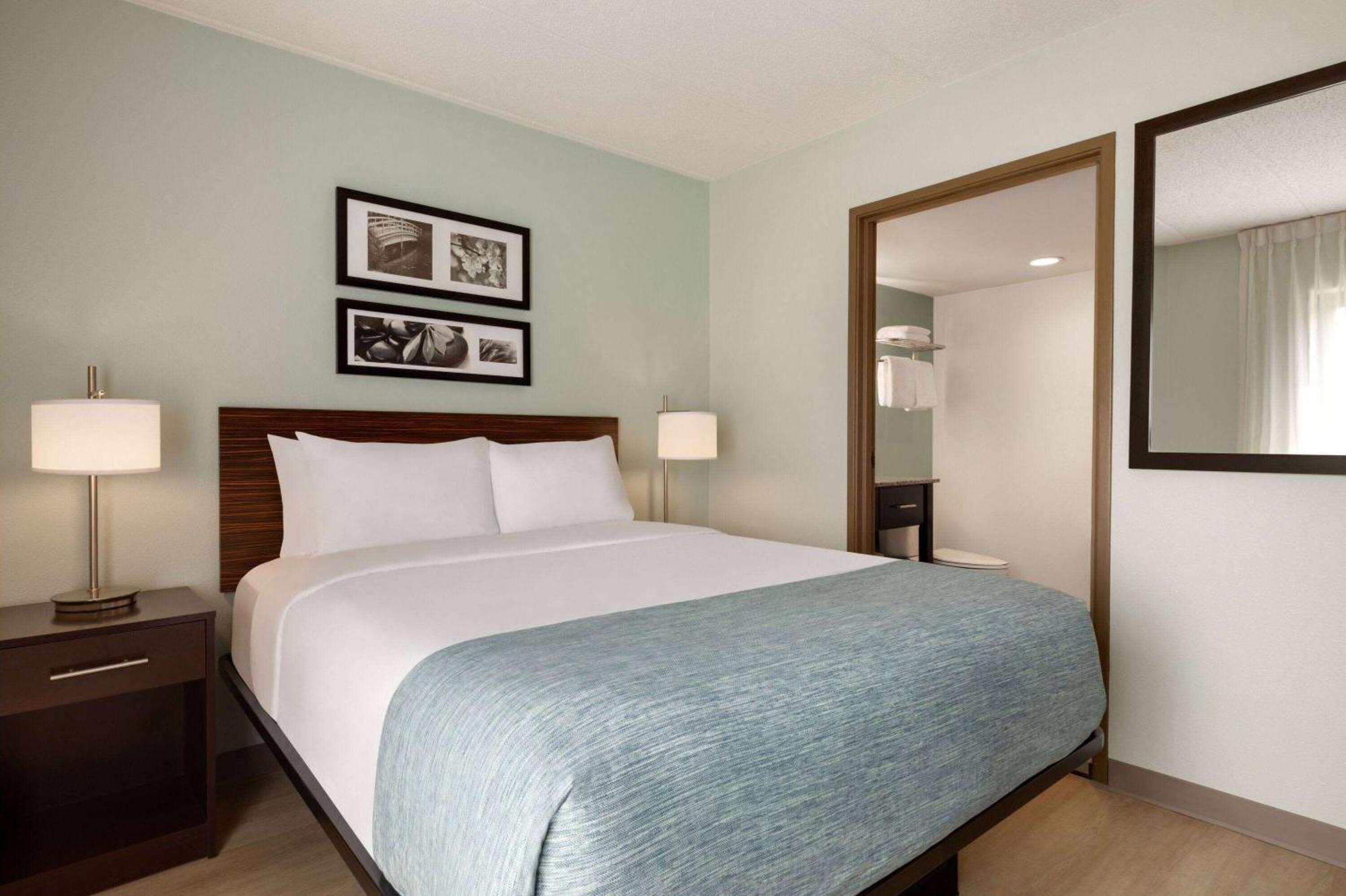 Wingate By Wyndham Salisbury Hotel Luaran gambar